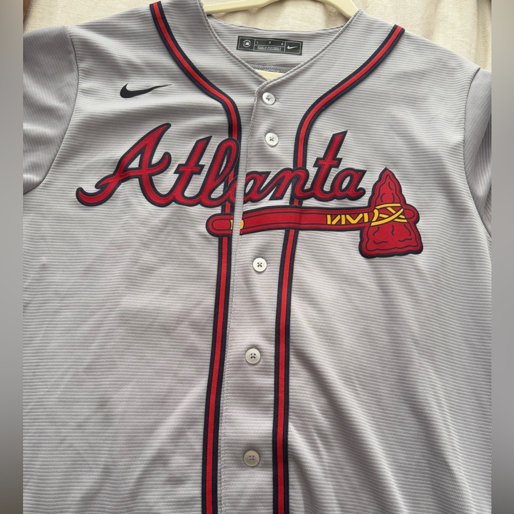 Nike Acuña jersey. 100% authentic. Size large.